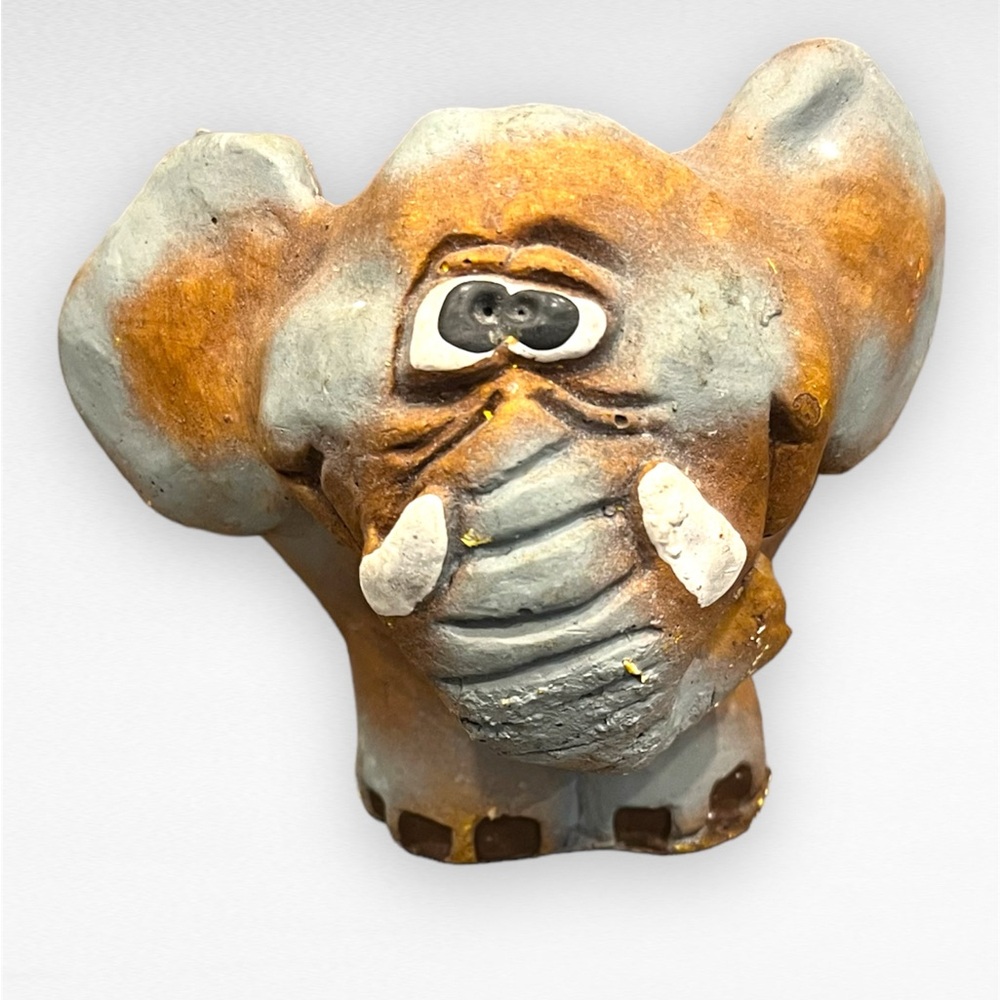 Vintage 1970s Russ Berrie & Co. Brown Elephant Clay Planter